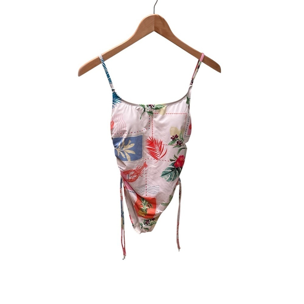 NWOT Primark Multicolor Swimsuit. It doesn't have the protective cover in crotch